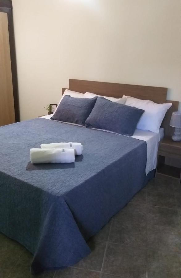 Saiyu Aeropuerto Bed and Breakfast Luque Eksteriør billede